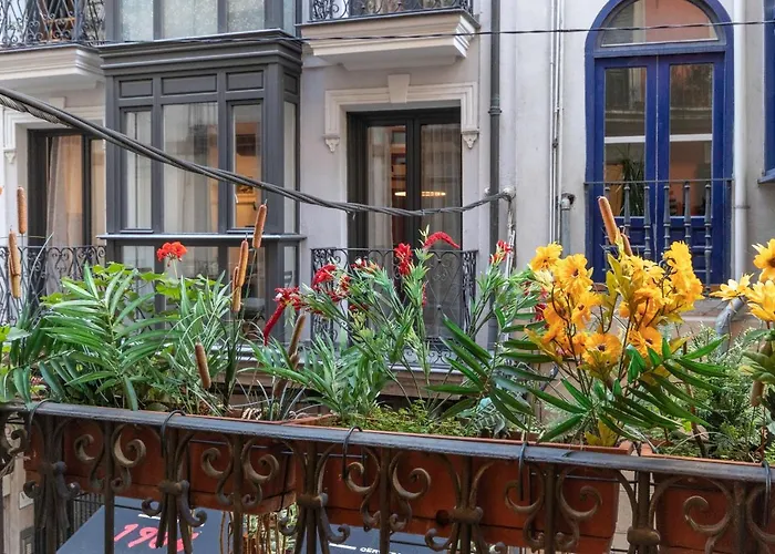 Old Town Ix By Aston